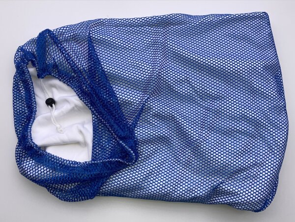 PFLEGE POINT® Wäschenetz mit Kordelverschluss 80 x 130 cm blau